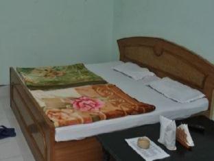 Hotel Neelkanth Lucknow Zewnętrze zdjęcie